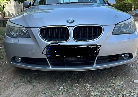 BMW 525d A -