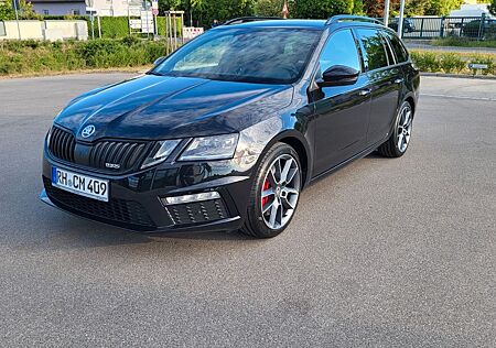 Skoda Octavia 2.0 TSI DSG RS Combi RS