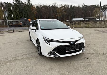 Toyota Corolla Touring Sports Hybrid Team D