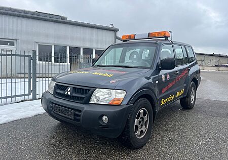 Mitsubishi Pajero 3.2 DI-D Classic*ALLRAD*AHK*Klima*SHZ*