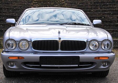 Jaguar XJ 3.2 Executive 3 Jahre Garantie