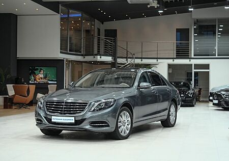 Mercedes-Benz S 400 4Matic*LED*PANO*H-UP*COMAND*LEDER*AIRMATIC
