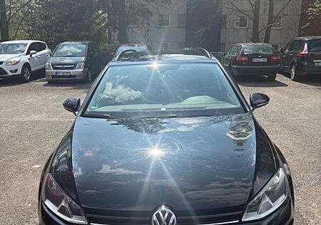 VW Golf Volkswagen 1.6 TDI BMT Comfortline Variant Comfortline