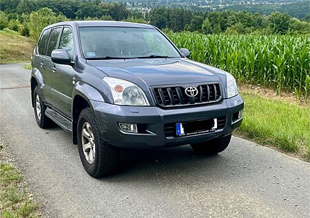 Toyota Land Cruiser 3.0 D-4D Automatik -
