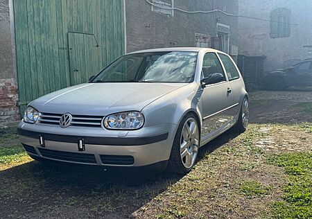 VW Golf Volkswagen 1.6 16V