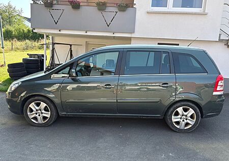 Opel Zafira B 1.8 16 V Design Edition 7. Sitzter