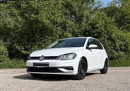 VW Golf Volkswagen VII Trendline 1.6 TDI KLIMA + RADIO