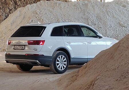 Audi Q7 45 TDI quattro , VOLL! AHK, Massage, 7 Sitze