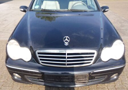 Mercedes-Benz C 200 CDI T Elegance. TÜV Neu! Keine Mängel!