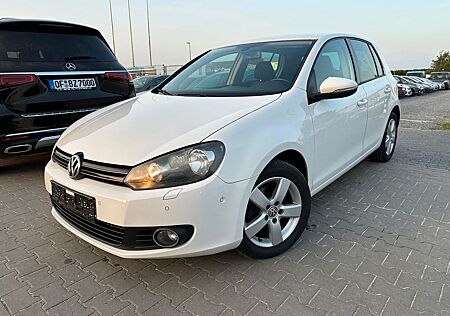 VW Golf Volkswagen VI Team*PDC*KLIMA*8FACH*TMPEMT