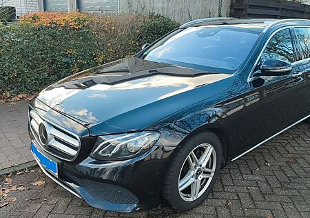 Mercedes-Benz E 220 d T+9G-TRONIC