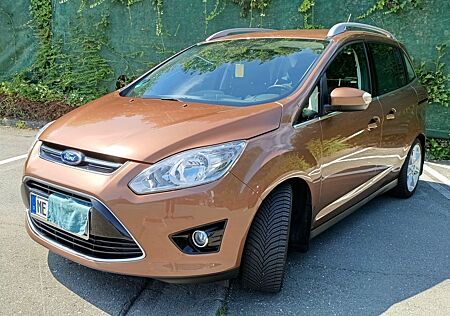 Ford C-Max 2,0TDCi 120kW PowerShift Titanium Titanium