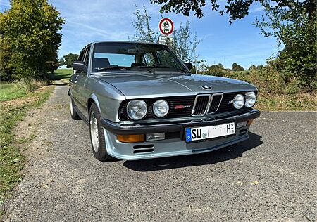 BMW 528i Modell E28