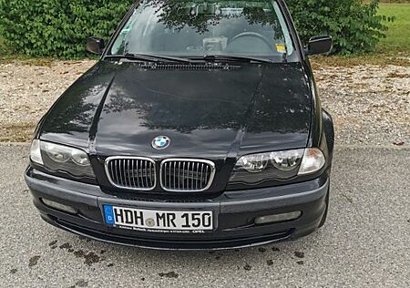 BMW 320i Sport Edition Sport Edition