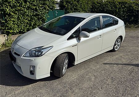 Toyota Prius 1.8-l-VVT-i Executive