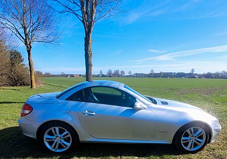 Mercedes-Benz SLK 200 KOMPRESSOR -