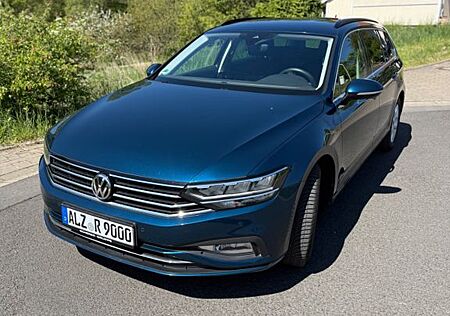 VW Passat Variant Volkswagen 2.0 TDI DSG Business