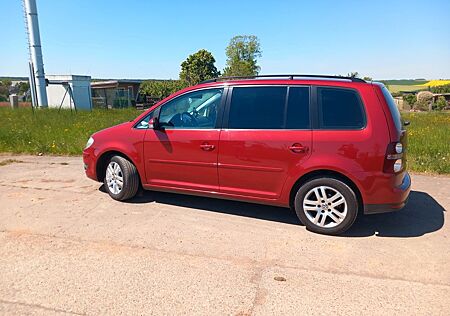 VW Touran Volkswagen 2.0 TDI DSG Trendline Trendline