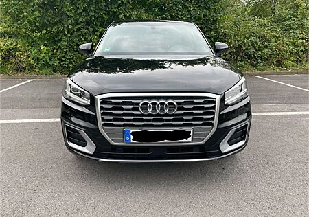 Audi Q2 S-line