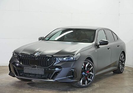 BMW i5 xDrive40 | Panorama-Glasdach | Sitzbelüftung