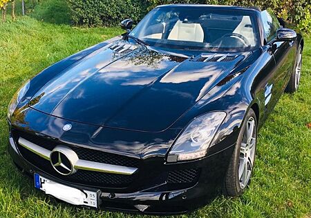 Mercedes-Benz SLS AMG 6.2 V8 Roadster -
