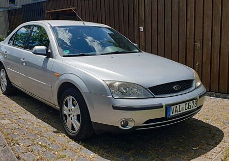 Ford Mondeo 1.8 92 kW Ghia mit GAS und neuer TÜV