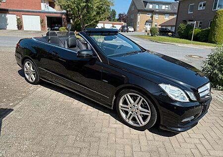 Mercedes-Benz E 250 Cabriolet , AMG Paket, Scheckheft
