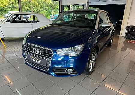 Audi A1 ambition TÜV NEU SCHECKHEFT