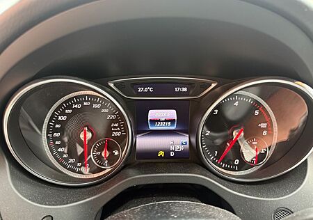 Mercedes-Benz CLA 220 Shooting Brake CLA 220 d DCT Shoot. ...