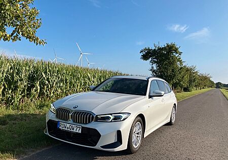 BMW 320i Touring M Sport Unfrei Wenig km TOP