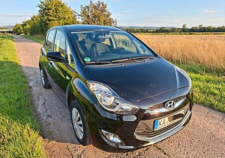 Hyundai ix20 1.6 FIFA World Cup EDITION Silver Aut. ...