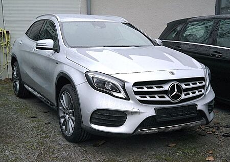 Mercedes-Benz GLA 200 Edition*Autom*LED*Leder*Kamera*Navig*