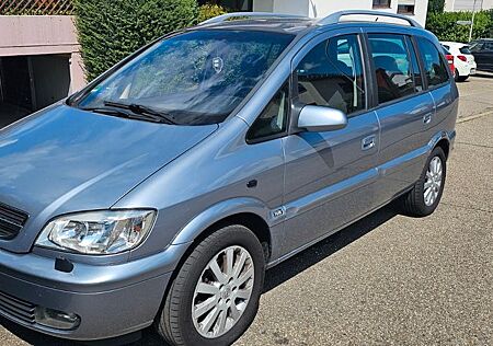 Opel Zafira 1.8 Njoy Njoy