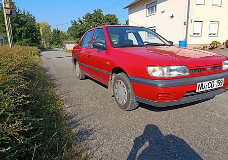 Nissan Sunny 1.4 LX LX