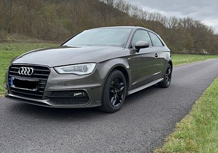 Audi A3 2.0 TDI/Zahnr. neu/ TÜV neu