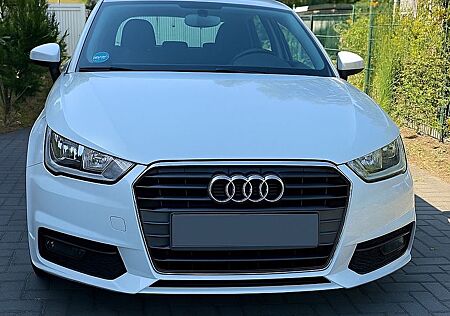 Audi A1 1.4 TFSI S tronic - top