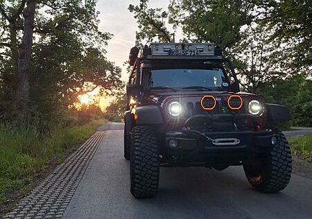 Jeep Wrangler 2.8l CRD Unlimited Rubicon Automati...