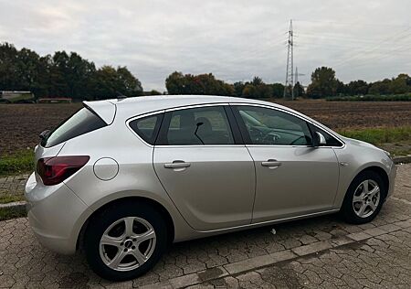 Opel Astra TÜV NEU 1.6 Sport Automatik