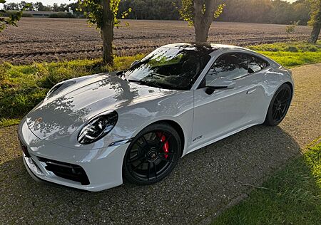 Porsche 992 Carrera 4 GTS Coupé Carrera GTS Approved