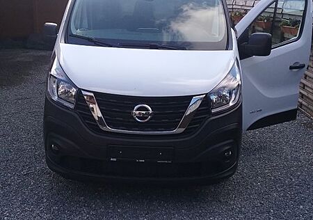 Nissan NV300 Comfort L1H1 2,9 dCi 145