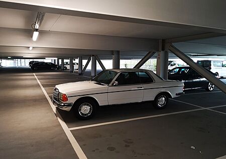 Mercedes-Benz C 230 Zustand 2+