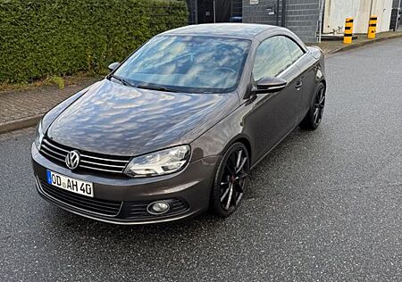 VW Eos Volkswagen 2.0 TDI Sport & Style Sport & Style