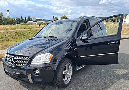 Mercedes-Benz ML 63 AMG 4MATIC AMG