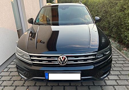 VW Tiguan Volkswagen 2.0 TDI SCR DSG BMT 4MOTION Highline ...