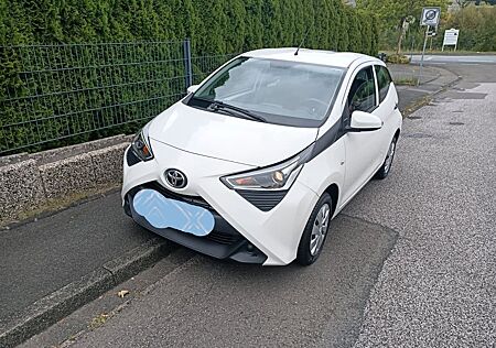 Toyota Aygo (X) Aygo (X) 1,0-l-VVT-i x-