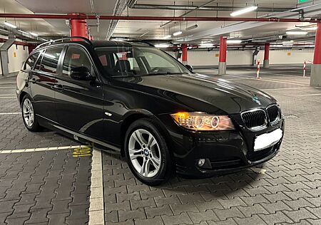 BMW 318i Touring Edition 1.HAND~KLIMAA~WENIGKM~8FACH