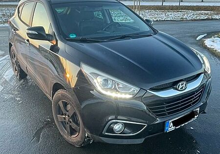 Hyundai ix35 2.0 CRDi 135kW Black&Steel Edition ...