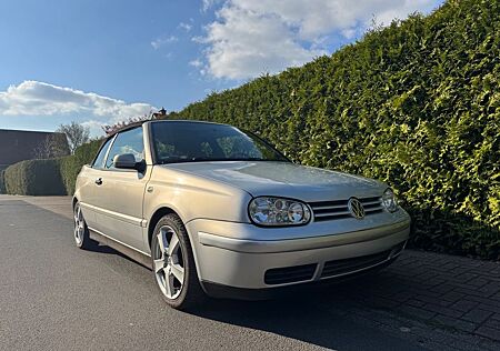 VW Golf Volkswagen 1.6 Standard