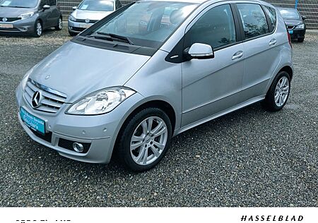 Mercedes-Benz A 180 Avantgarde Panorama Tempomat PDC Sitzheiz.