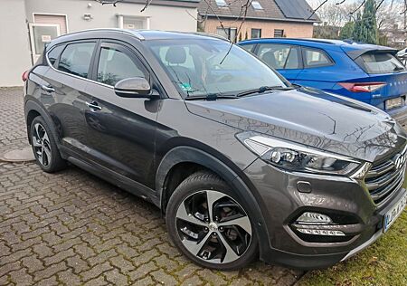 Hyundai Tucson 2.0 CRDi 135kW Premium 4WD Automatik ...